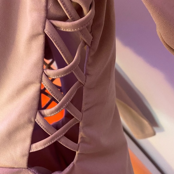 Dress - Picture 4 of 7